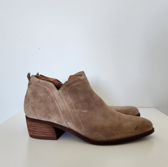 FRANCO SARTO Women's Booties, size 5 - Picture 2 of 7